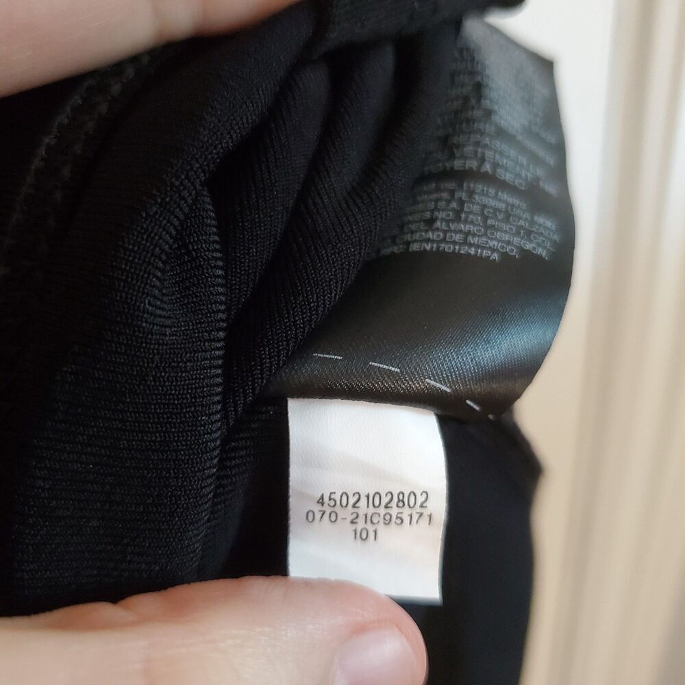 Chicos Travelers Black Slinky ribbed Tank Top Size 2 12/14 Classic Minimal casua - Picture 9 of 10